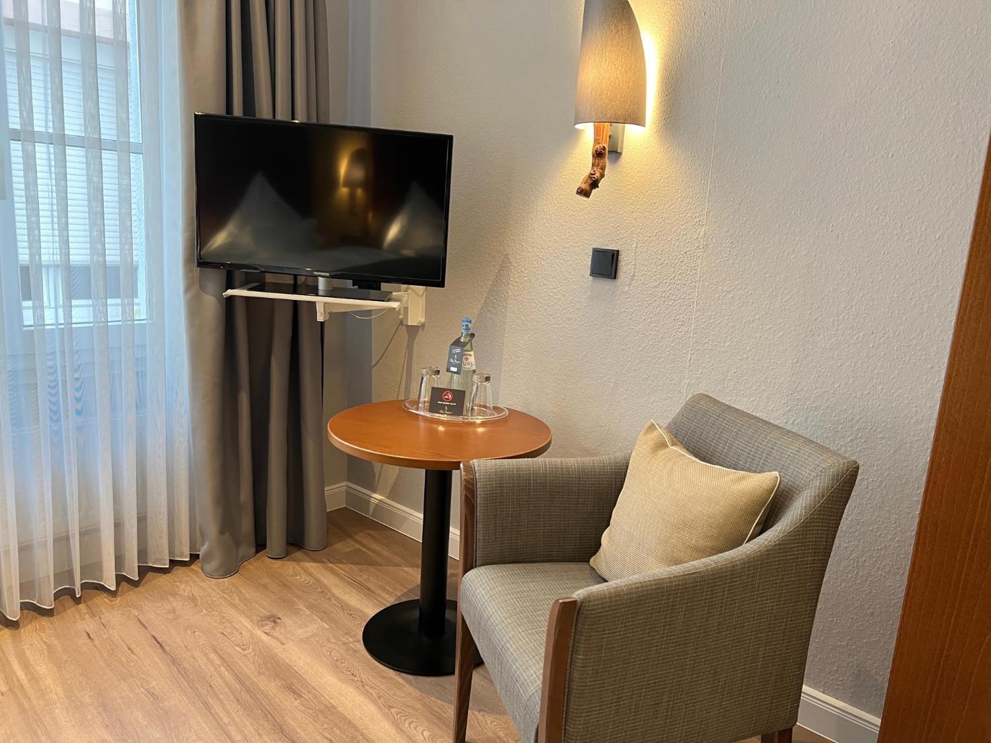 Hotel Moseltor Verbandsgemeinde Verbandsgemeinde Traben-Trarbach Buitenkant foto